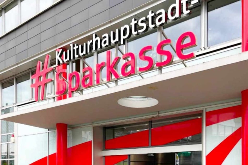 Wegen diesem Weihnachtsangebot ist die Sparkasse gerade im Gespräch