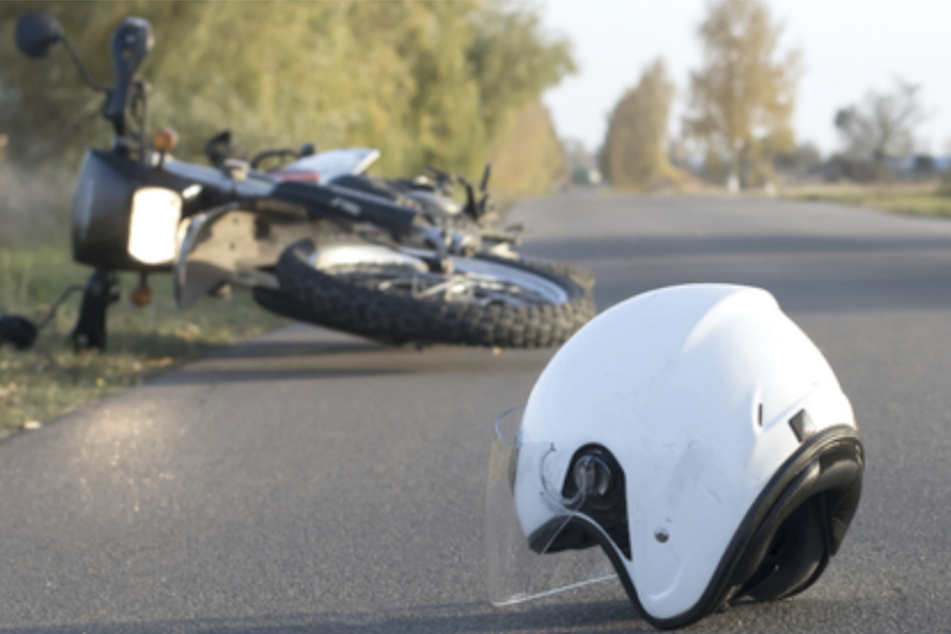 Motorradfahrer (57) bei Unfall im Landkreis Leipzig schwer verletzt