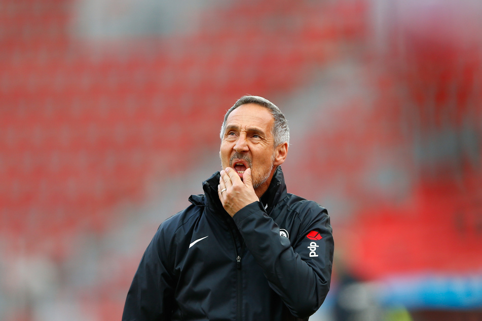 Eintracht Frankfurts Coach, Adi Hütter (51), machte sich mit seinen Interviews nach Bekanntwerden seines Wechsels nach Mönchengladbach nicht gerade beliebt bei den SGE-Fans.