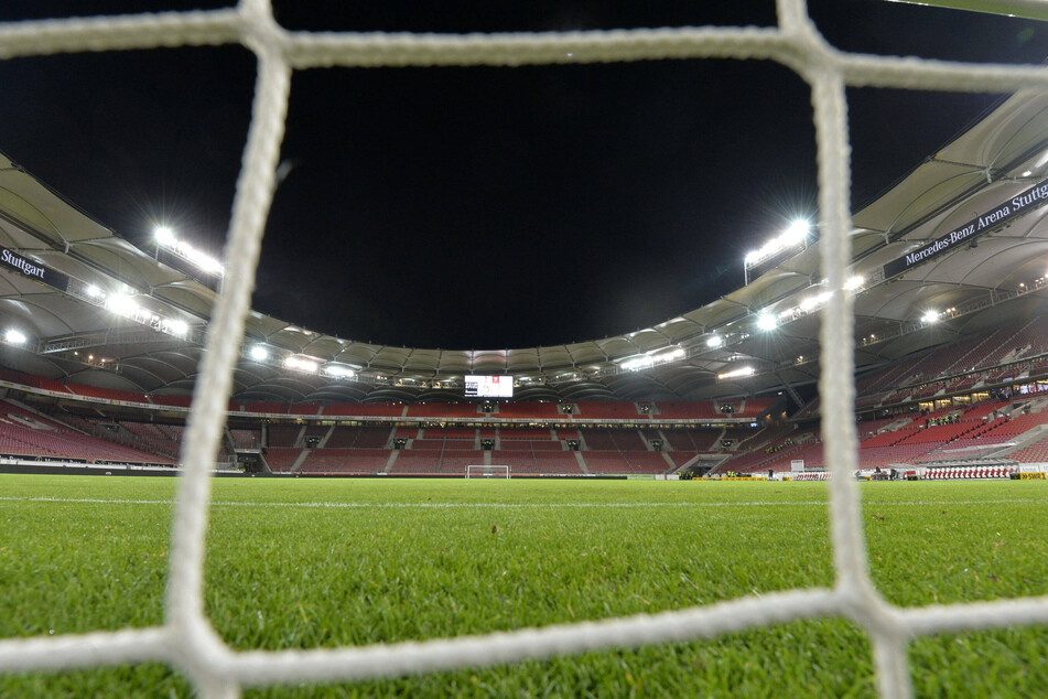 Der DFB fordert die Durchführung von Geisterspielen - also ohne Publikum.