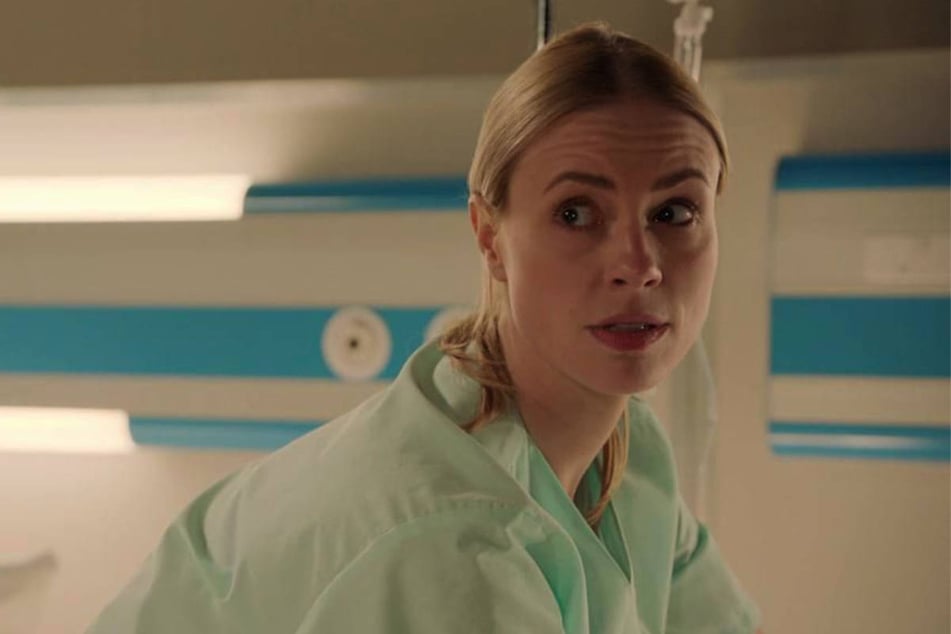 Zoe deutet im Krankenhaus gegenüber Laura an, dass sie Yvonne vergiftet hat.