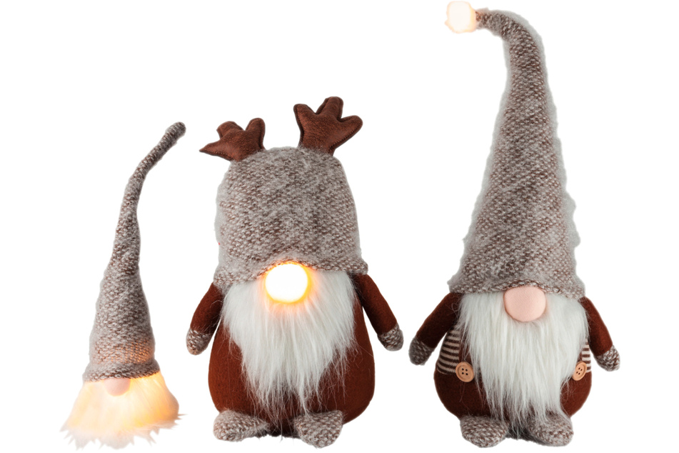 Für ein erwärmendes Licht in der dunklen Jahreszeit sorgt diese skandinavische Weihnachtsdeko.