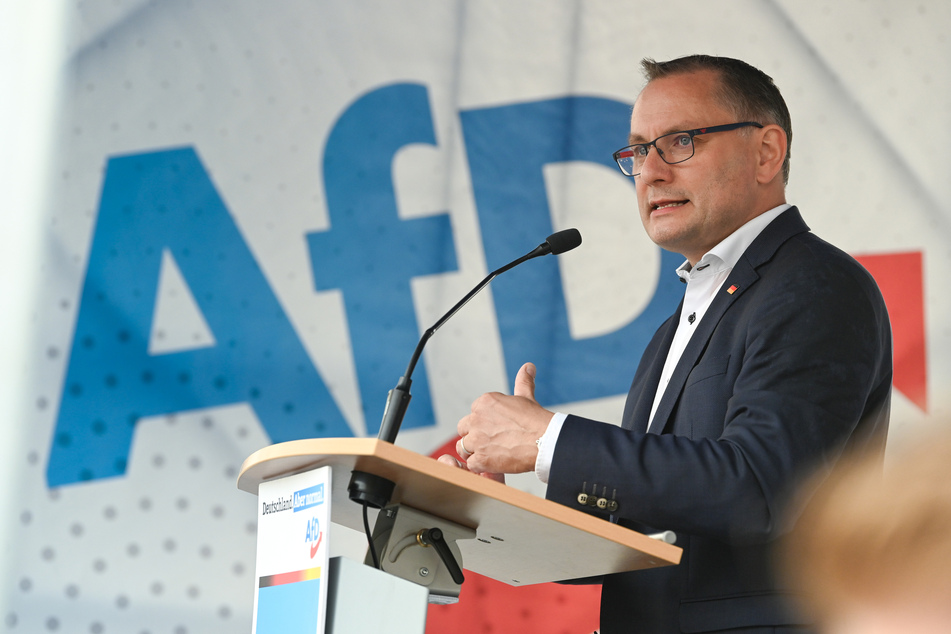 Soziologe erklärt Aufstieg der AfD: Ostdeutsche fühlen sich "abgewertet und missachtet"