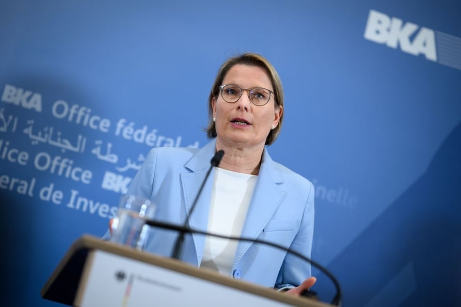 Bundes-Justizministerin Stefanie Hubig (57, SPD) hält nichts von einer Herabsetzung der Strafmündigkeit bei Kindern. (Archivfoto)
