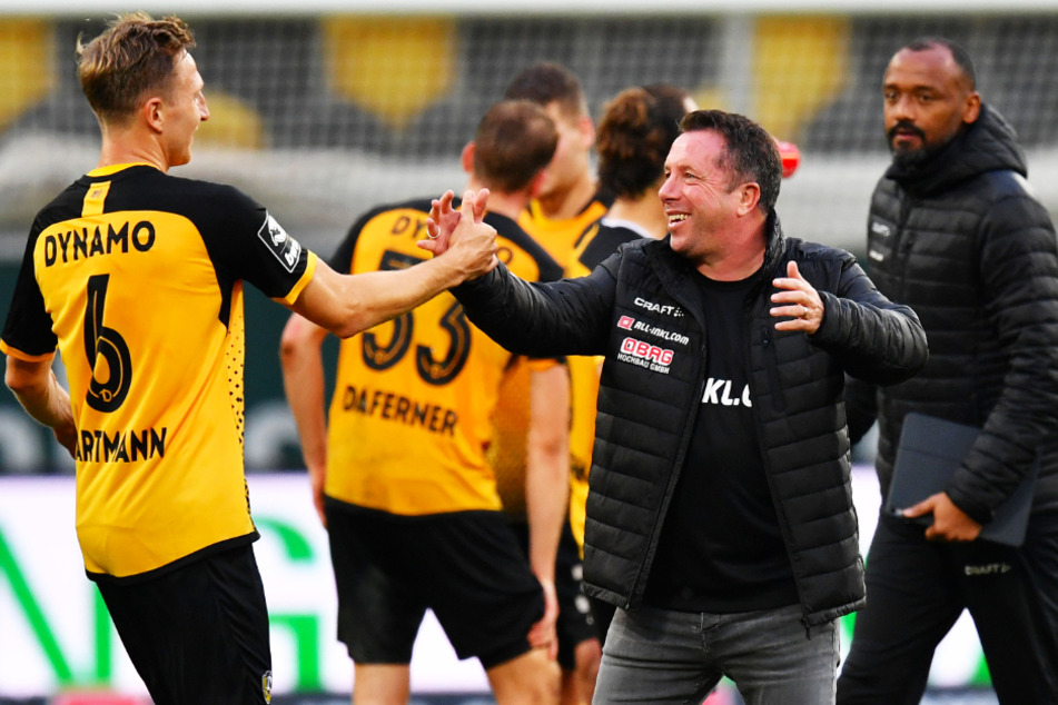 Dynamo-Coach Markus Kauczinski freute sich mit seinem Routinier Marco Hartmann (l.).