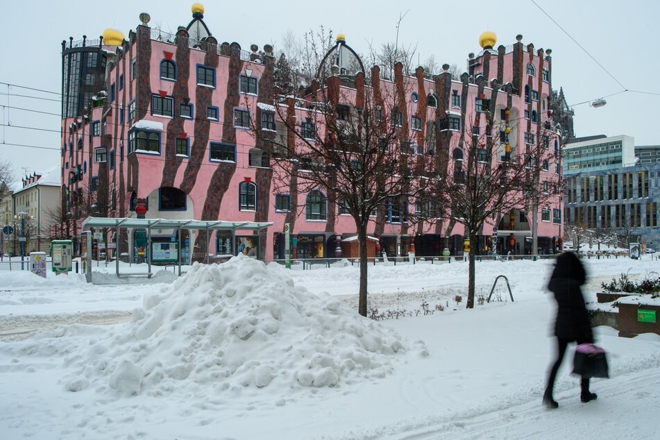 Auch im Winter eine der schönsten Sehenswürdigkeiten in Magdeburg ist Hundertwassers Grünen Zitadelle.