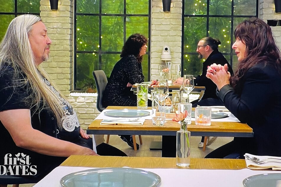 Nach einer kleinen Auseinandersetzung rockt es zwischen Lothar (66) und Dagmar (66).