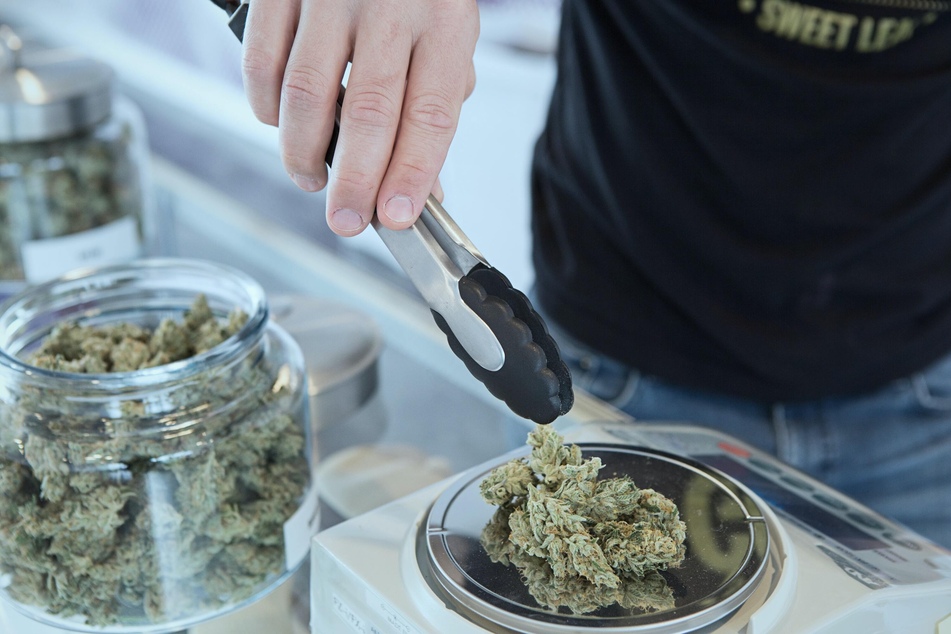 Cannabis café workarounds exist, but profitability is hard to maintain. (Stock photo)