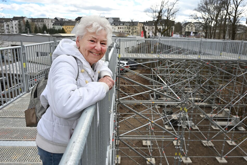 Annelore Panhans (80) aus dem Flemminggebiet ist froh über die neue Abkürzung.