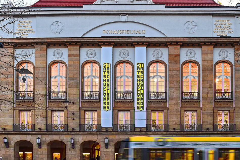 Anlässlich der Langen Nacht der Theater öffnen Schauspielhaus, Semperoper und Co. ihre Pforten und stellen kleine Auszüge aus verschiedenen Stücken vor. Wer noch Tickets braucht, sollte jetzt schnell sein, denn sie sind schnell vergriffen! (Archivfoto)
