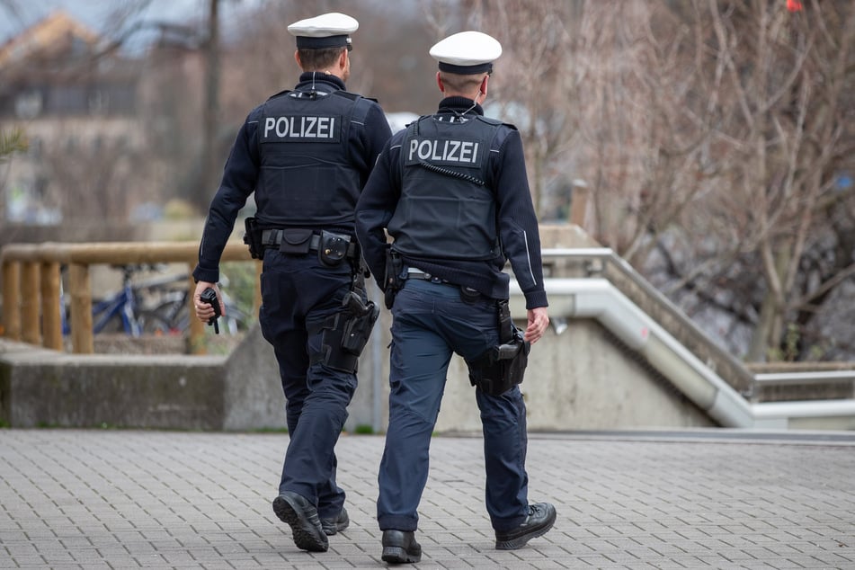In Lindau kam es zu einem größeren Polizeieinsatz in einem Hotel. (Symbolbild)