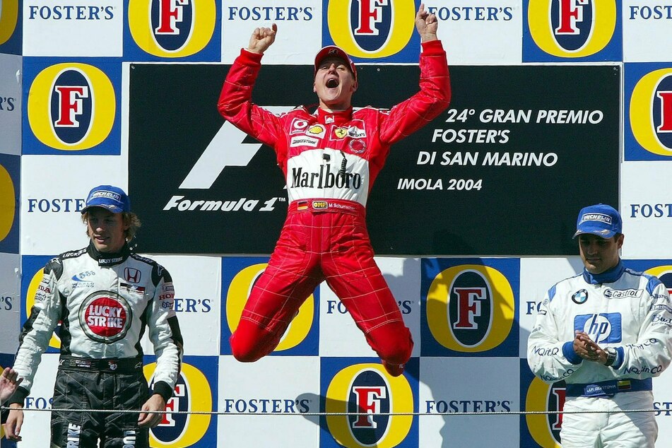Michael Schumacher (52) 2004 beim Sieg in Imola. Auf der Strecke ist der gebürtige Hürther Rekord-Champion.