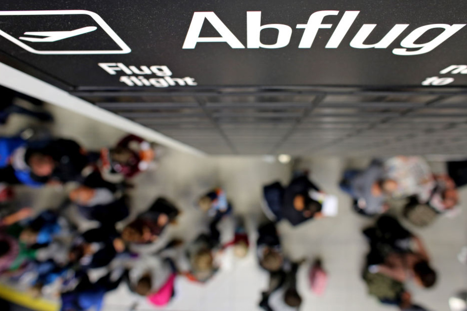 Es war bereits der elfte Abschiebeflug von Leipzig nach Tunesien.