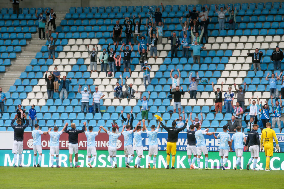 Können die Himmelblauen bald vor deutlich mehr Fans spielen und jubeln?