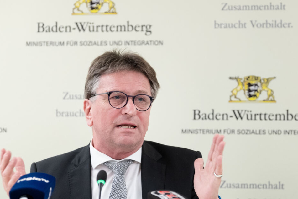 Baden-Württembergs Gesundheitsminister Manne Lucha (58, Grüne) bei der Coronavirus-Pressekonferenz am Mittwoch.