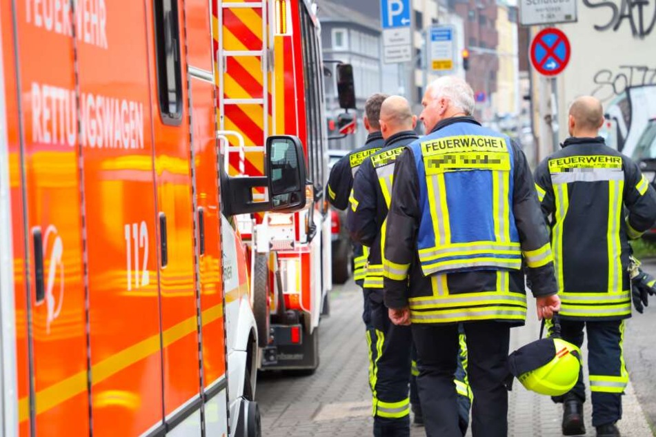 Ein Rettungswagen wurde zur Unfallstelle gerufen. (Symbolbild)