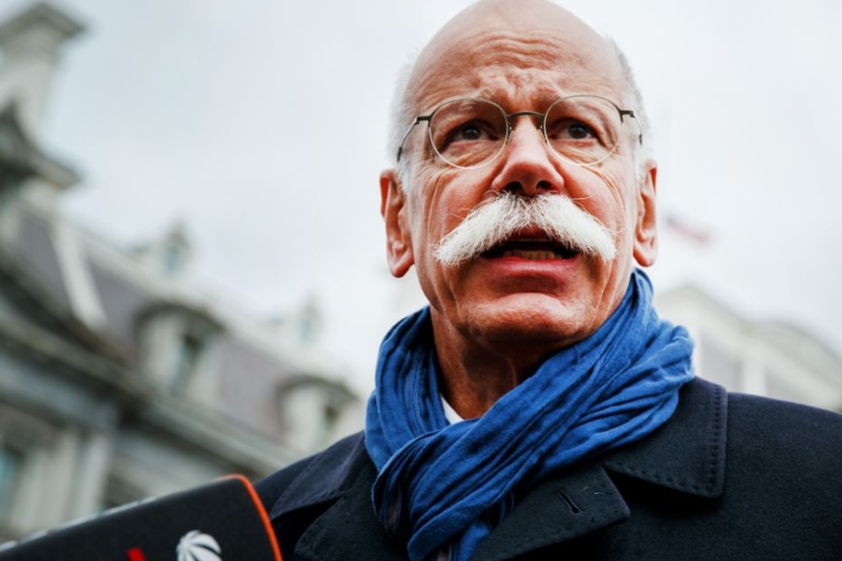 In seiner Weihnachts-Video-Botschaft sucht sich Noch-Daimler-Chef Dieter Zetsche einen neuen Job. (Symbolbild)