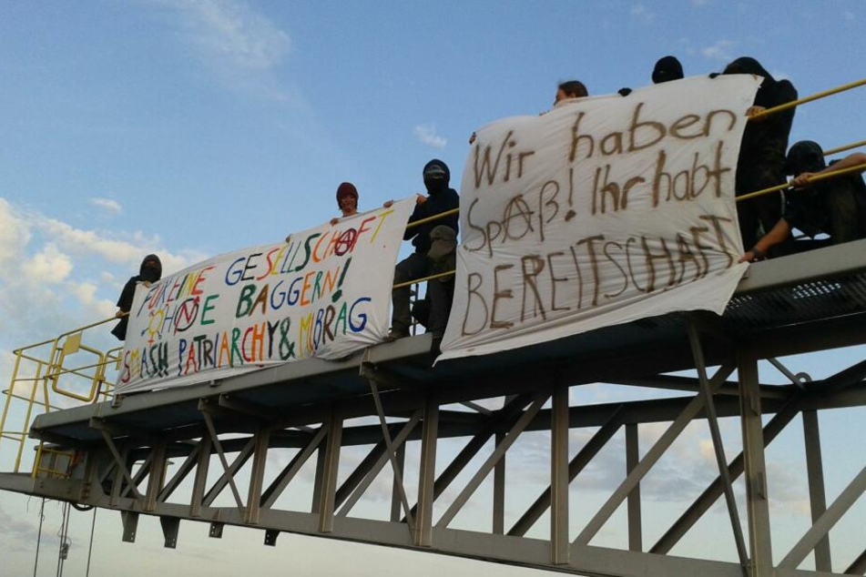 Der 20-jährige "Merle" ist nach der Besetzung eines Kohlebaggers aus der U-Haft entlassen worden.