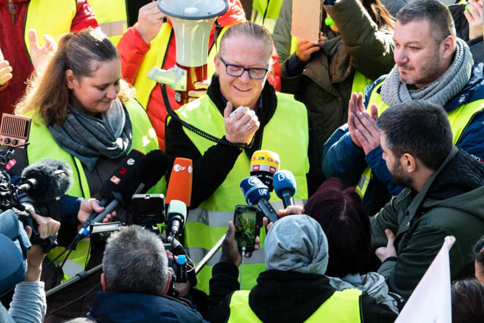 Nicoley Baublies, ehemaliger Chef der Unabhängigen Flugbegleiter Organisation UFO, sprach am Donnerstag auf einer UFO-Kundgebung am Münchner Flughafen.