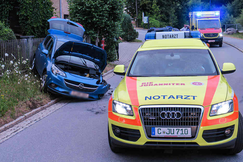 Beide Fahrer wurden bei dem Unfall verletzt.