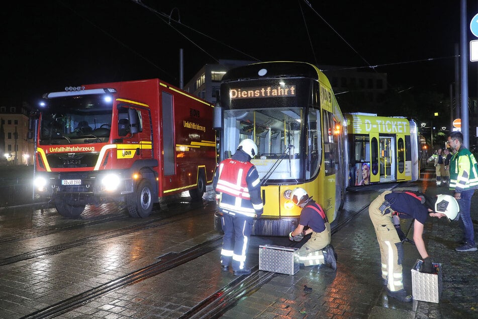24 Spezialisten der Feuerwehr waren im Einsatz.