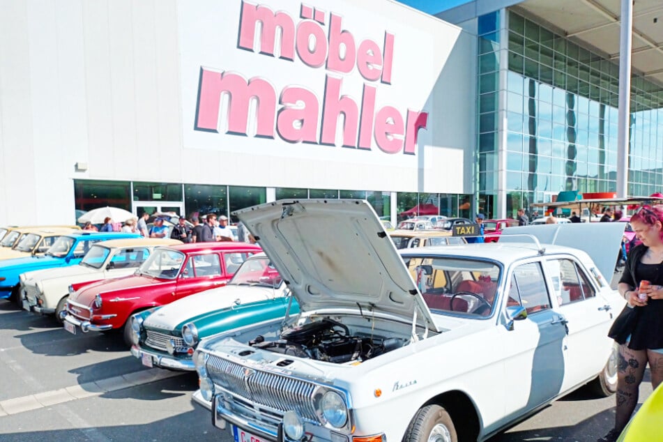 Bei Möbel Mahler könnt Ihr am Samstag (11.4.) viele mobile Prachtstücke aus der DDR bestaunen.