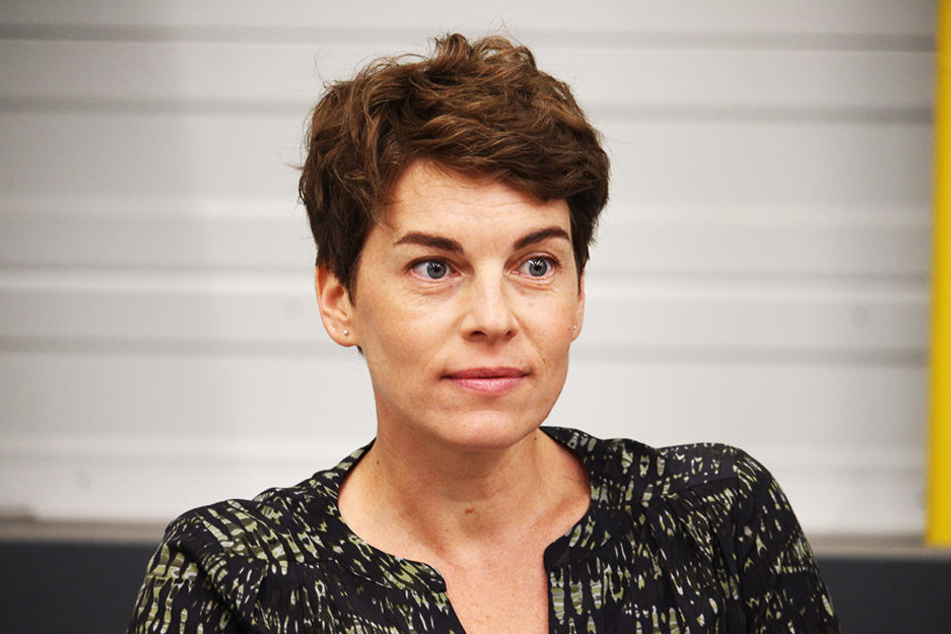 Victoria Mayer (41) spielt im Film die Mutter der kleinen Superheldin. Sie ist aus dem Tatort und SOKO bekannt.
