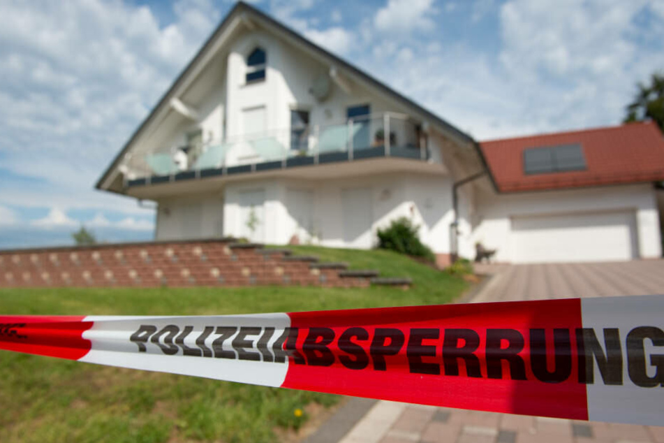 Am 2. Juni wurde der Kasseler Regierungspräsident Lübcke on seinem Wohnhaus im nordhessischen Wolfhagen mit einem Kopfschuss getötet.