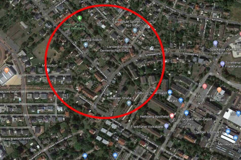 Die beschädigten Autos waren im Bereich der Friedensstraße und des Schlesienrings geparkt.
