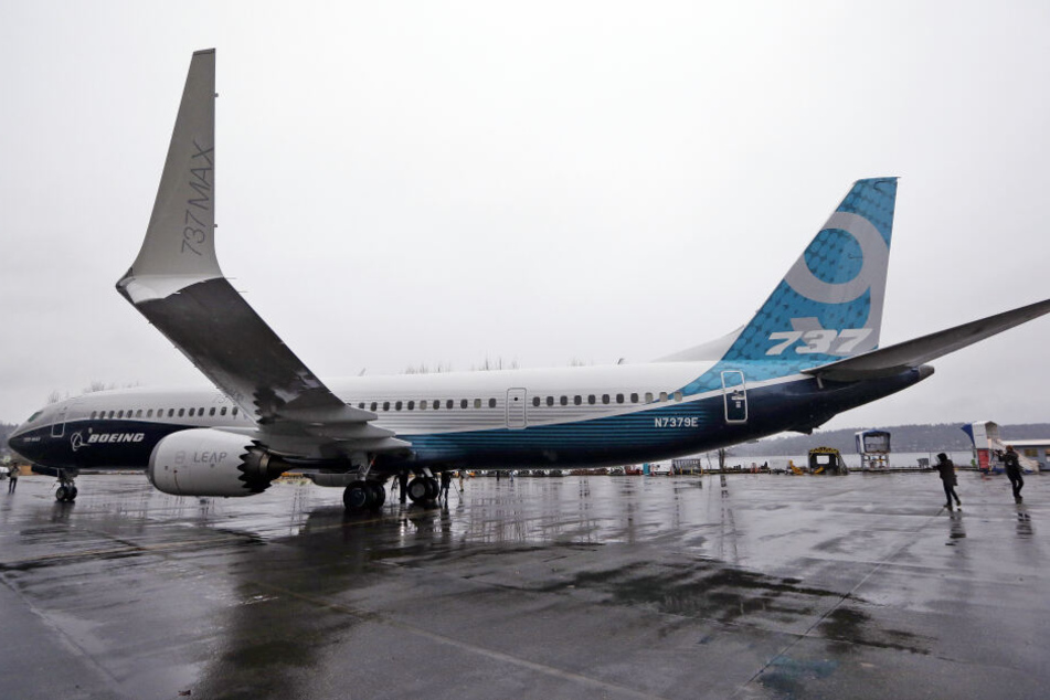 Ein Pilot einer solchen Boing 737 wurde geblendet.