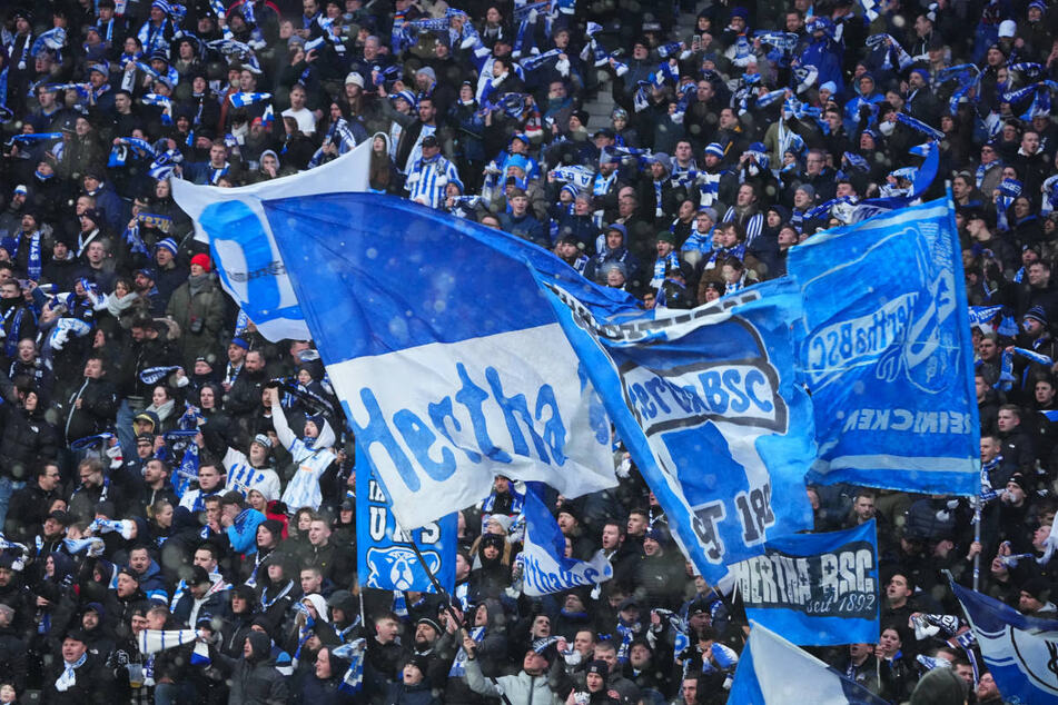 Zum Benefizspiel gegen den Berliner AK werden zahlreiche Hertha-Fans im Poststadion erwartet, damit eine große Spendensumme für die Erdbebenopfer in der Türkei zusammenkommt. (Archivfoto)