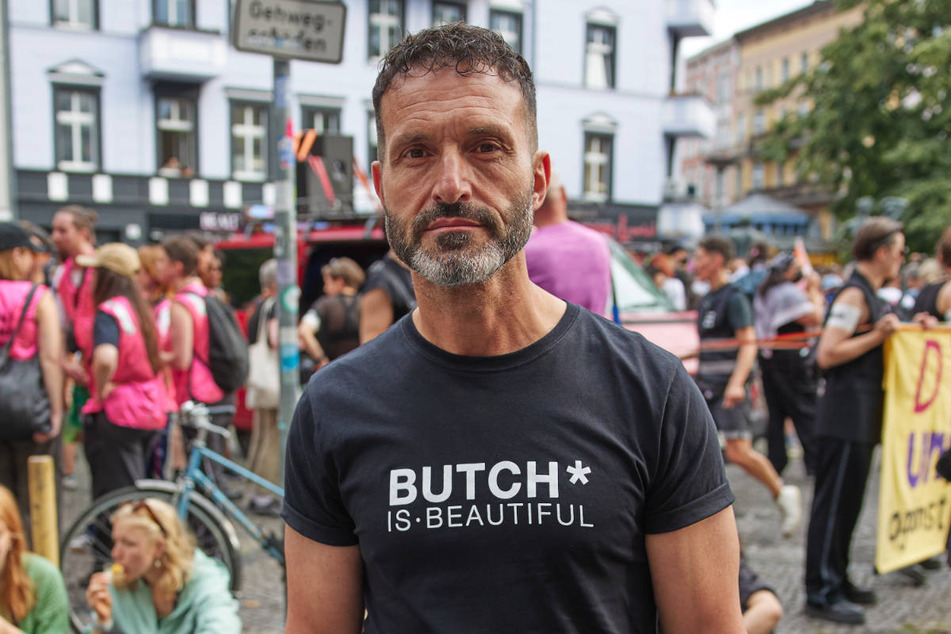 CSD in Berlin: Laut, bunt, fröhlich, Herbert Grönemeyer und jede Menge ...