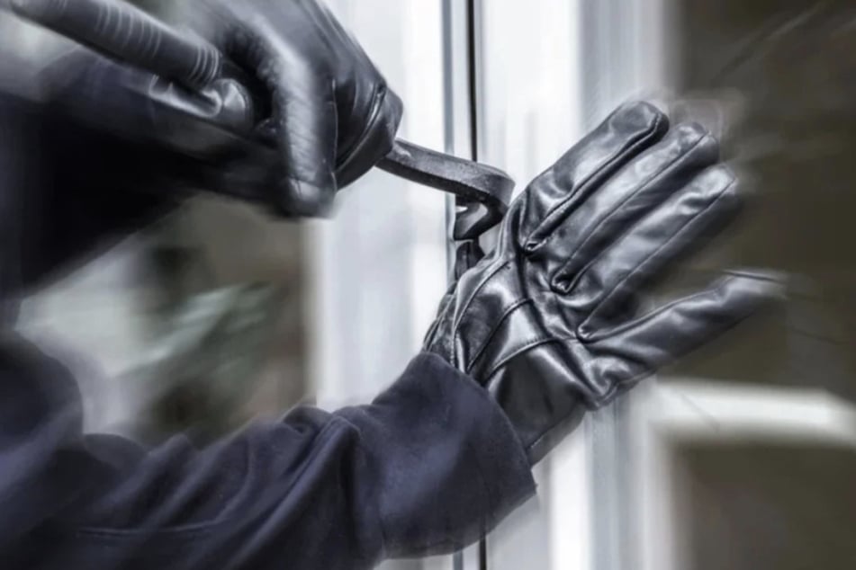 Einbruch in Sprengstofflager: Täter scheitern kläglich an der zweiten Tür