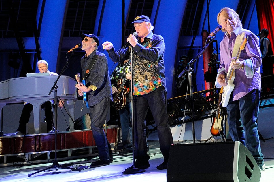 Brian Wilson David Marks, Mike Love und Al Jardine (v.l.n.r.), die Mitglieder der Beach Boys bei einem Auftritt in Los Angeles im Jahr 2012. (Archivbild)