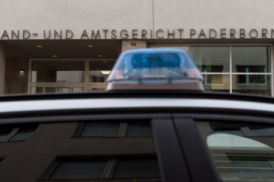 Demnächst wird ein Prozess gegen den 25-jährigen Autofahrer stattfinden.
