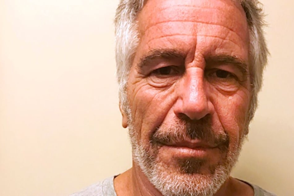 Jeffrey Epstein war angeklagt mehrere minderjährige Kinder missbraucht zu haben. (Archivbild)