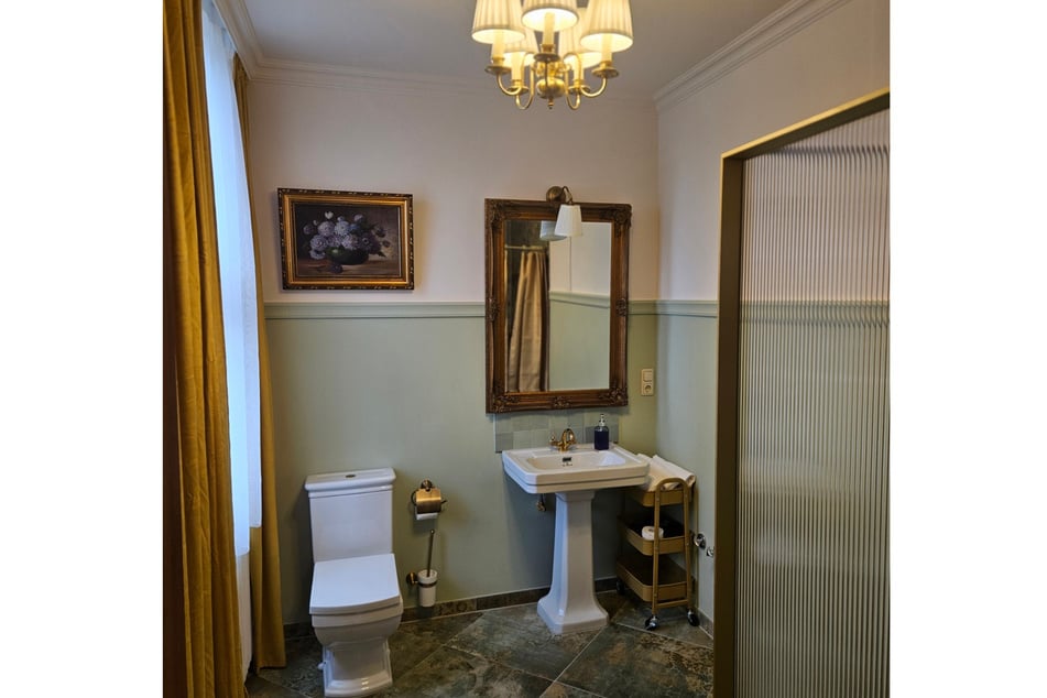 Das Bad kann sich nach der Neugestaltung sehen lassen.