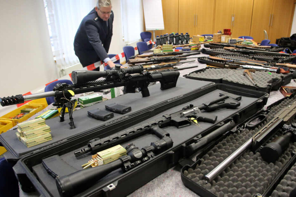 Gefährliche Reichsbürger in NRW: So viele haben noch Erlaubnis für Waffen