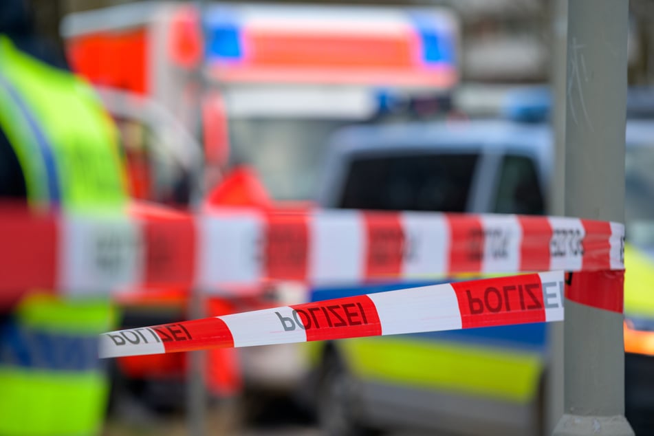 Die Polizei ermittelt, wie es zum Unfall auf der Baustelle kommen konnte. (Symbolfoto)