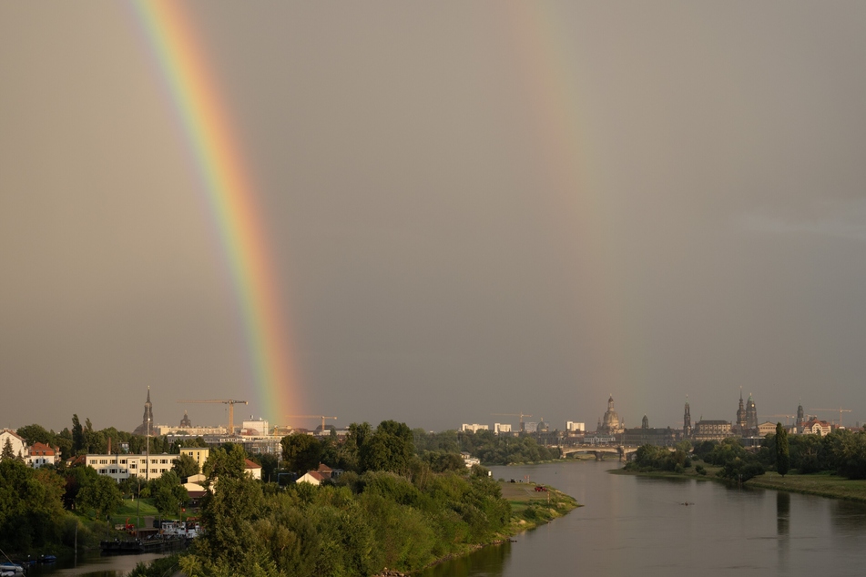 In Sachsen wird auch am Wochenende wohl der ein oder andere Regenbogen zu sehen sein.