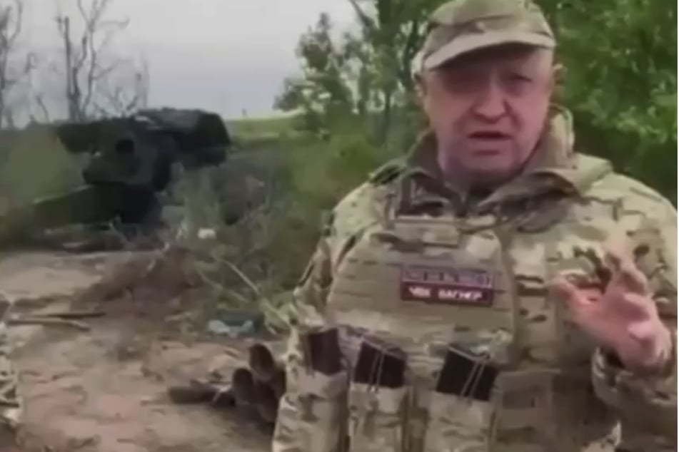 Ukraine-Krieg im Liveticker: Söldner-Chef Prigoschin befürchtet Einkesselung bei Bachmut
