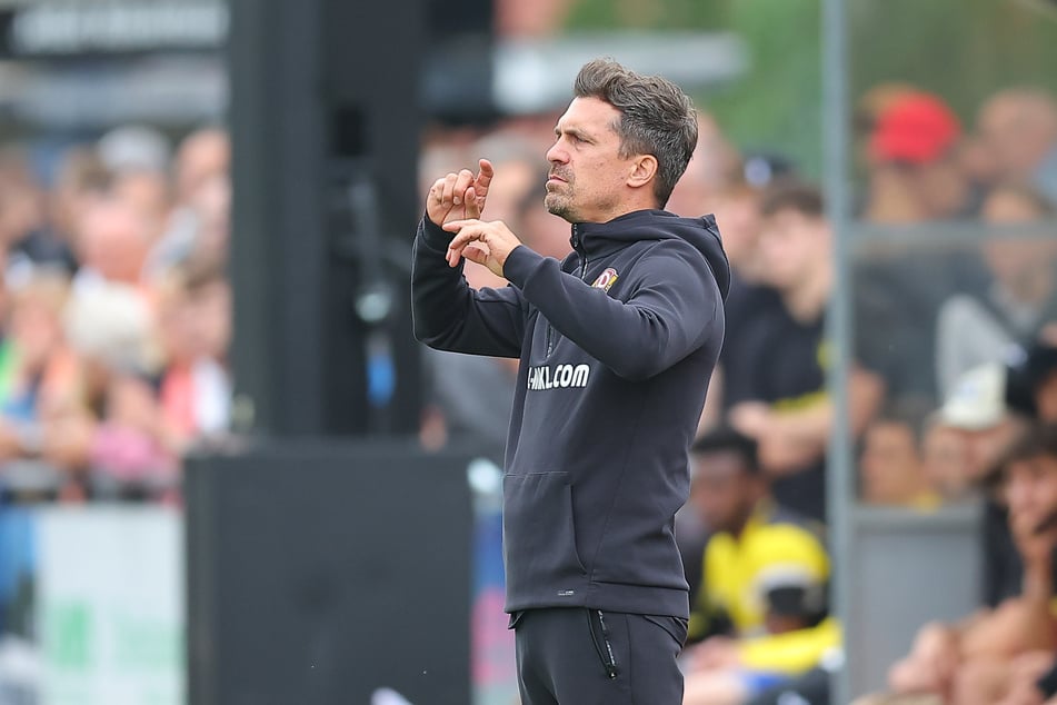 Dynamo ließ nichts anbrennen. Am Ende konnte sich das Team von SGD-Coach Thomas Stamm (42) souverän mit 7:0 (4:0) durchsetzen.
