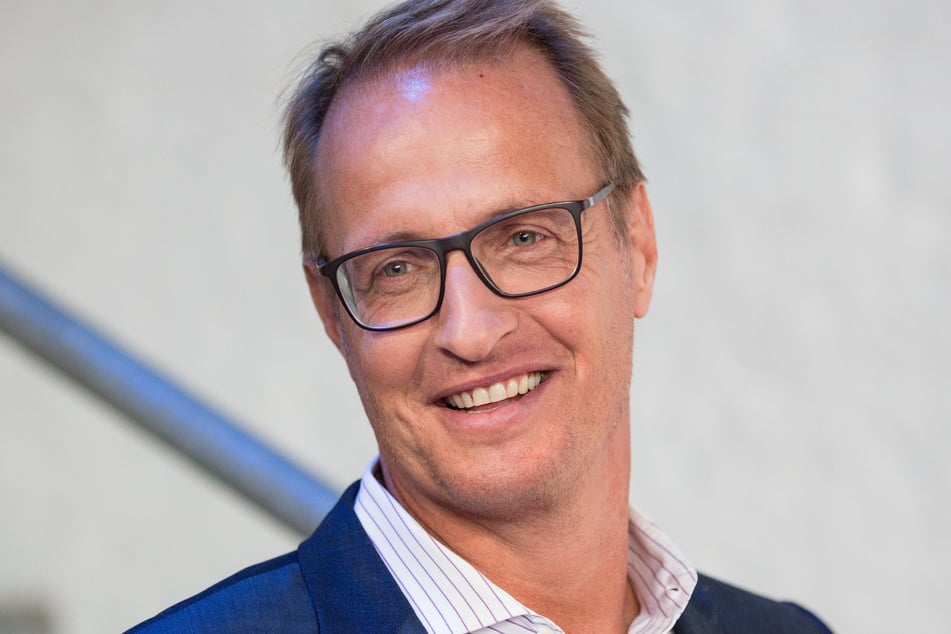 Florian König (57) wird künftig im Wechsel mit Laura Wontorra (36) durch das Zweitliga-Topspiel bei RTL führen.