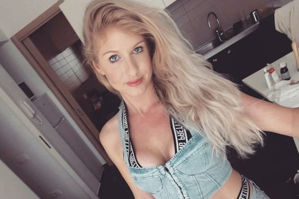 Laurie Jade Woodruff (30) gibt sich auf Selfies gerne sexy.