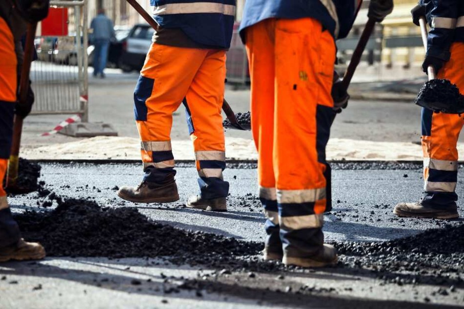 Einige Straßen in Bielefeld sind aufgrund von Bauarbeiten gesperrt. (Symbolbild)