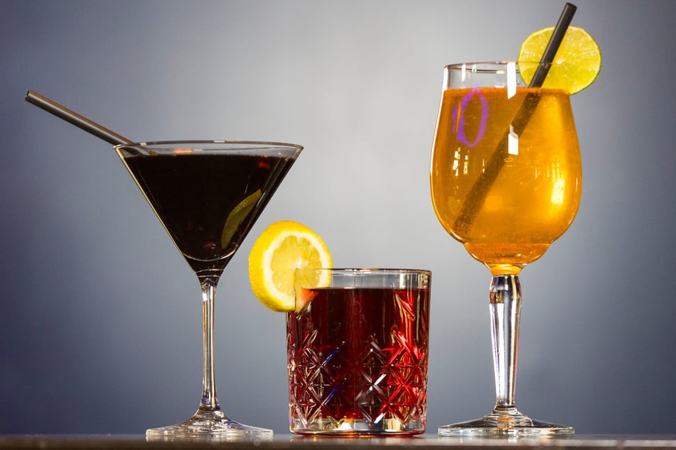 Peitschenhieb (v.l.), Rosenkavalier und Golden Shower heißen ihre aphrodisierenden Cocktails.