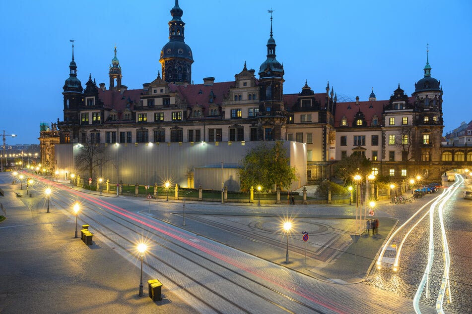 Das Residenzschloss Dresden ist derzeit coronabedingt noch immer geschlossen. Am Samstag wird für eine Impfaktion eine Ausnahme gemacht.