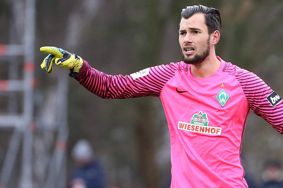 Eric Oelschlägel, hier noch im Bremer Trikot wird gegen seinen Ex-Verein das Tor hüten.