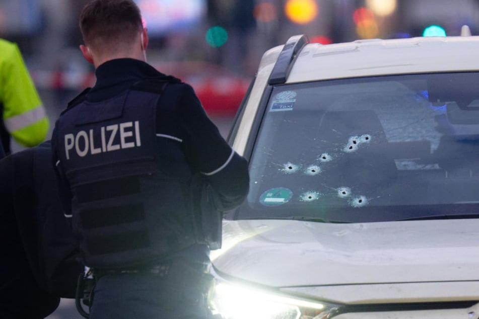Mordversuch auf Neffen von "Pablo Escobar Europas": Gericht zieht in Terror-Raum um