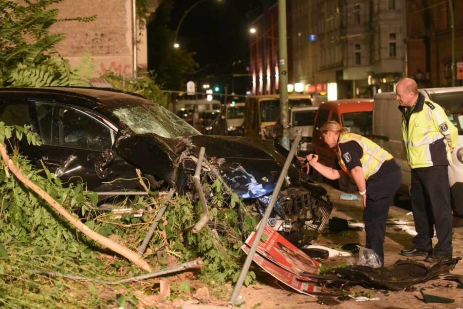 Bei einem Unfall in Berlin wurden vier Menschen getötet.